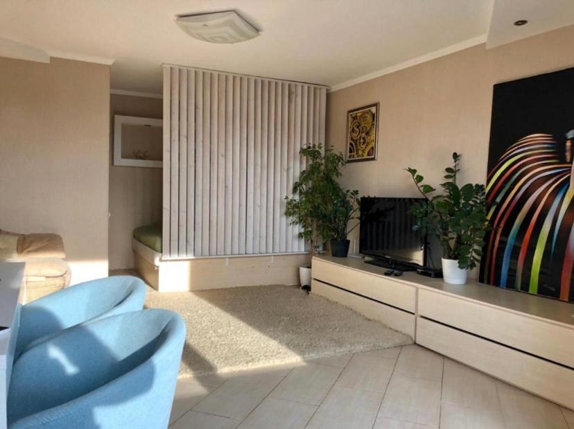 Apartment In The Center 체르카시 외부 사진
