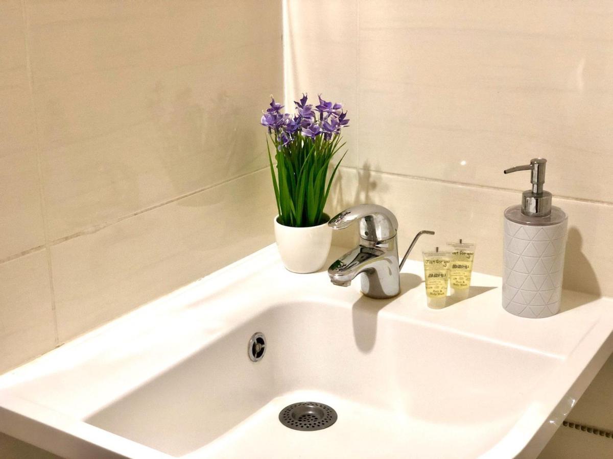Apartment In The Center 체르카시 외부 사진